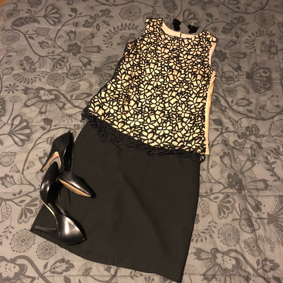 Blk pencil skirt size 2 The Limited wardrobestaple - Picture 6 of 6